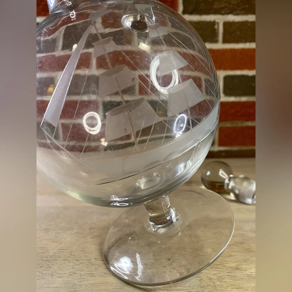 Vintage Etched Crystal Clipper Ship's‎ Liquor Decanter